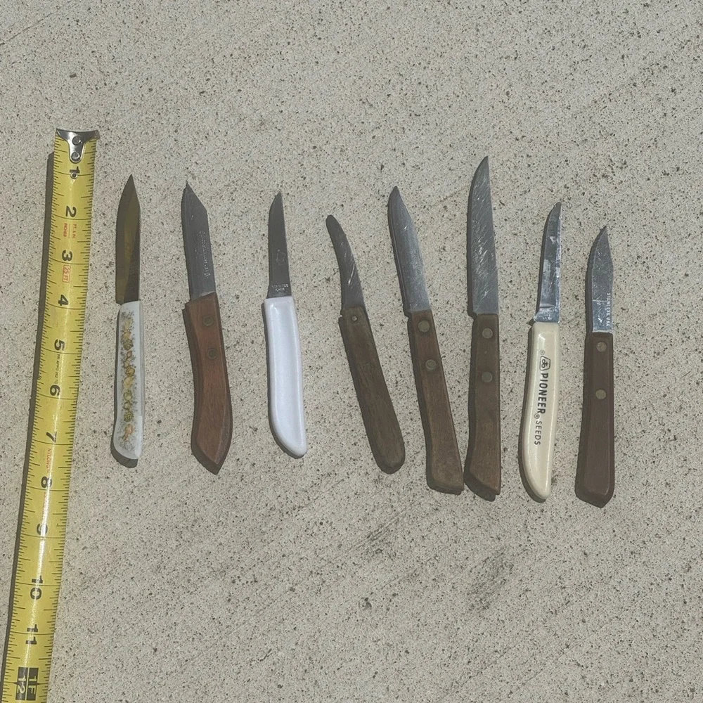 Random lot of pairing knives set of 8